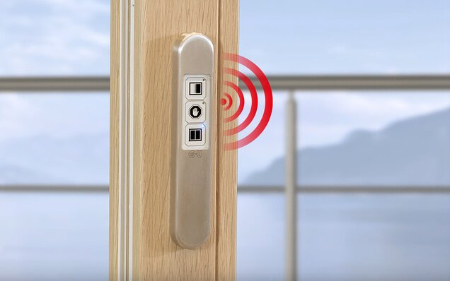 Élément coulissant à levage en bois avec panneau de commande HS ePOWER avec ondes radio