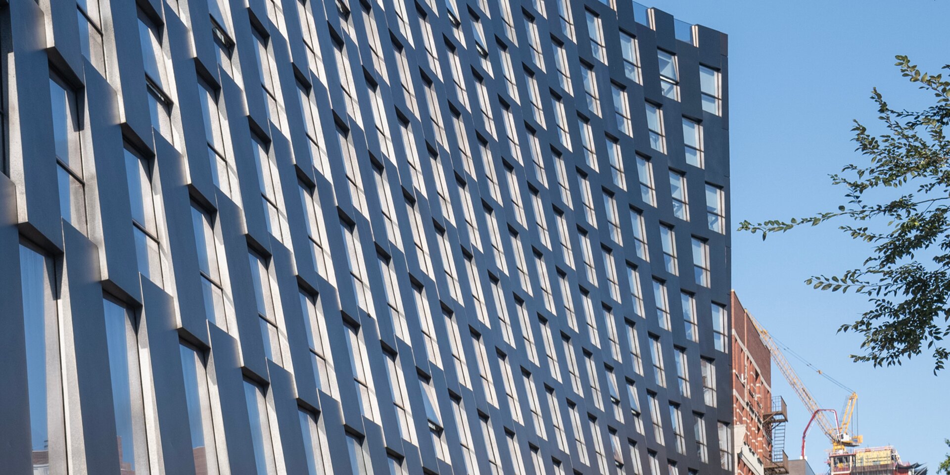 façade d’un immeuble de bureaux moderne